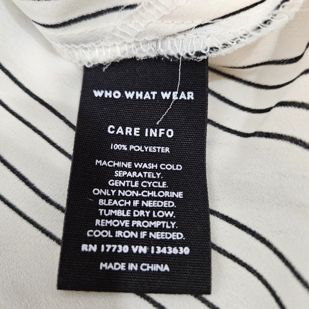 Who What Wear Striped Chiffon Button Down Blouse Size‎ Medium Women's Top - Picture 9 of 10